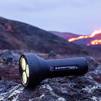 LEDLENSER P18R WORK 懐中電灯 Ledlenser P18R Work ｜フラッシュライト｜レッドレンザー公式